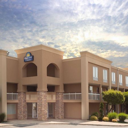 Days Inn By Wyndham Greenville Exterior foto